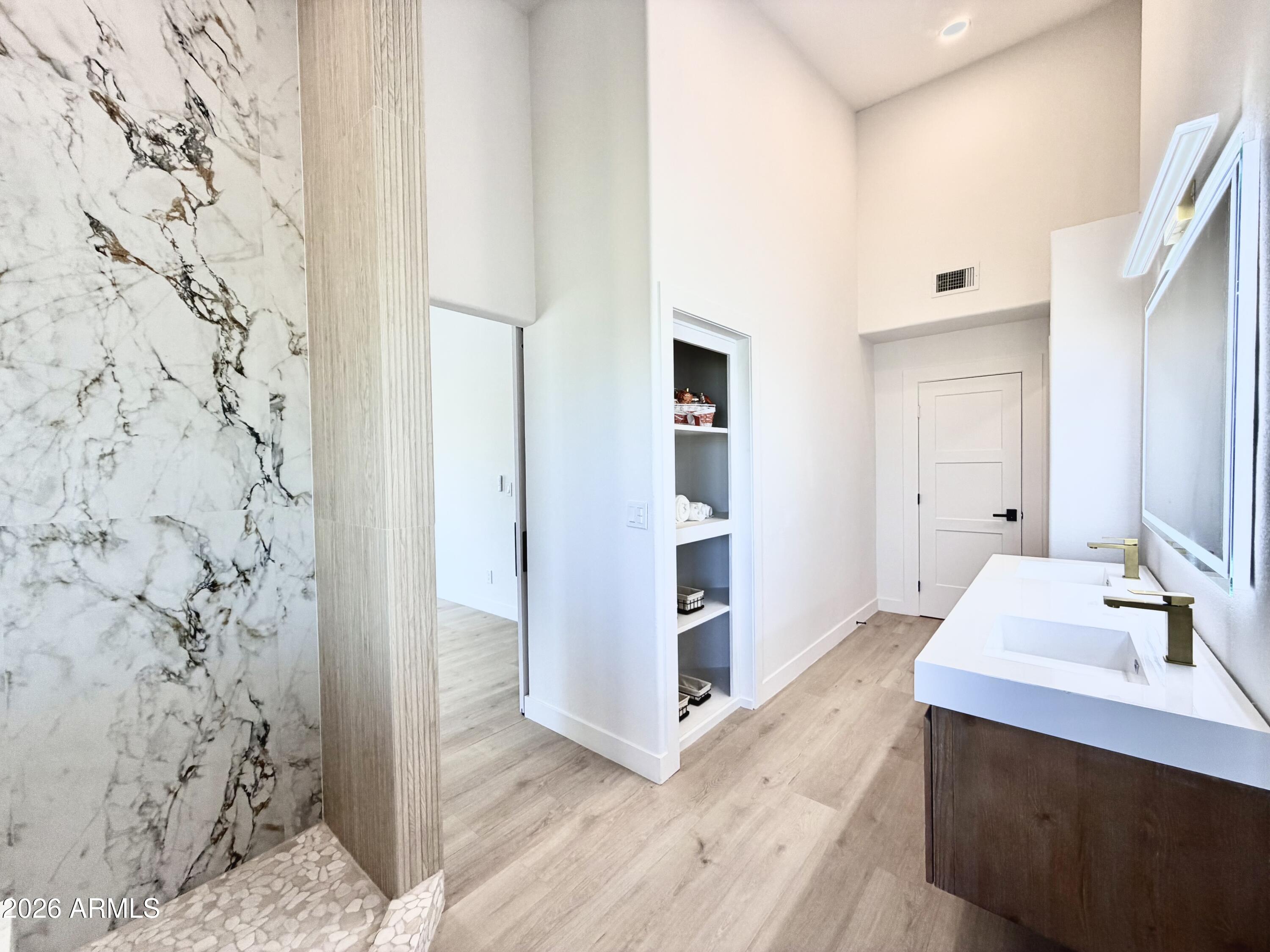 FOUNTAIN HILLS AZ FP 604C BLK 239 REPLAT - Residential