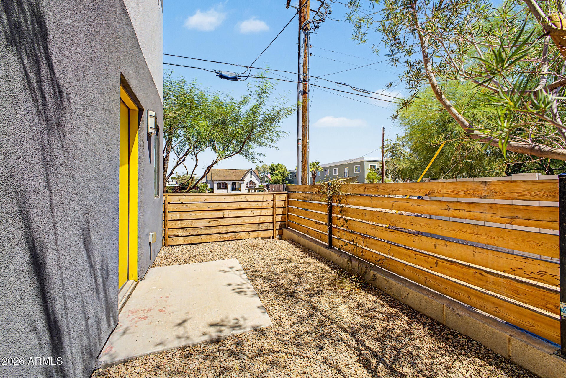 1617 W COLTER Street 20