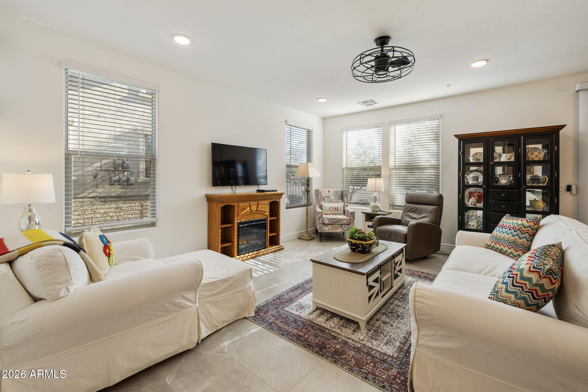 5100 E RANCHO PALOMA Drive 1053