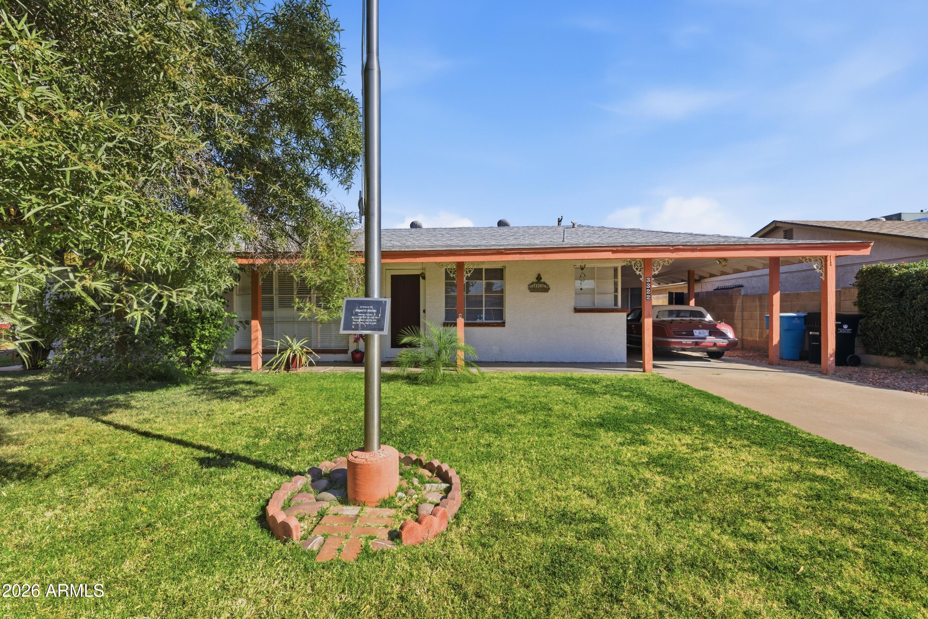 3322 W PIERSON Street