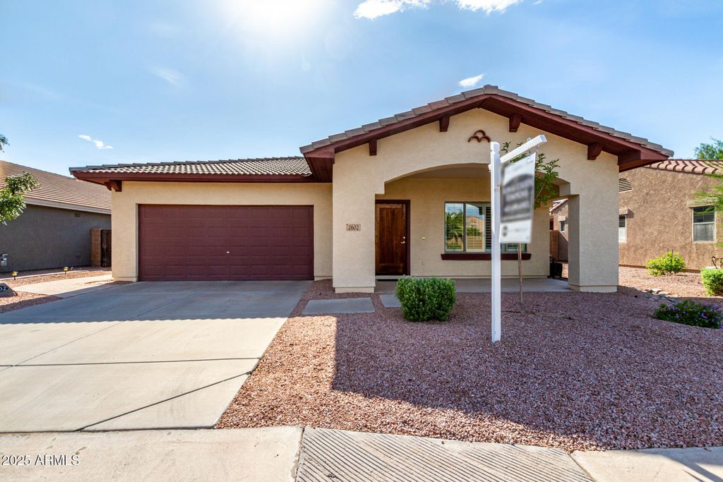 Photo of 2602 S Nielson Street, Gilbert, AZ 85295 (MLS # 6909301)