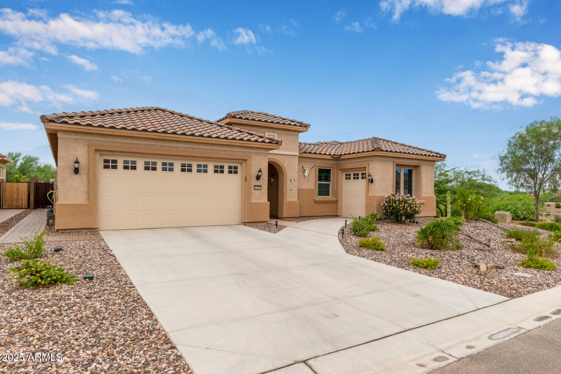 Homes for Sale in Queen Creek Arizona 2 7387 W Cactus Wren Way
