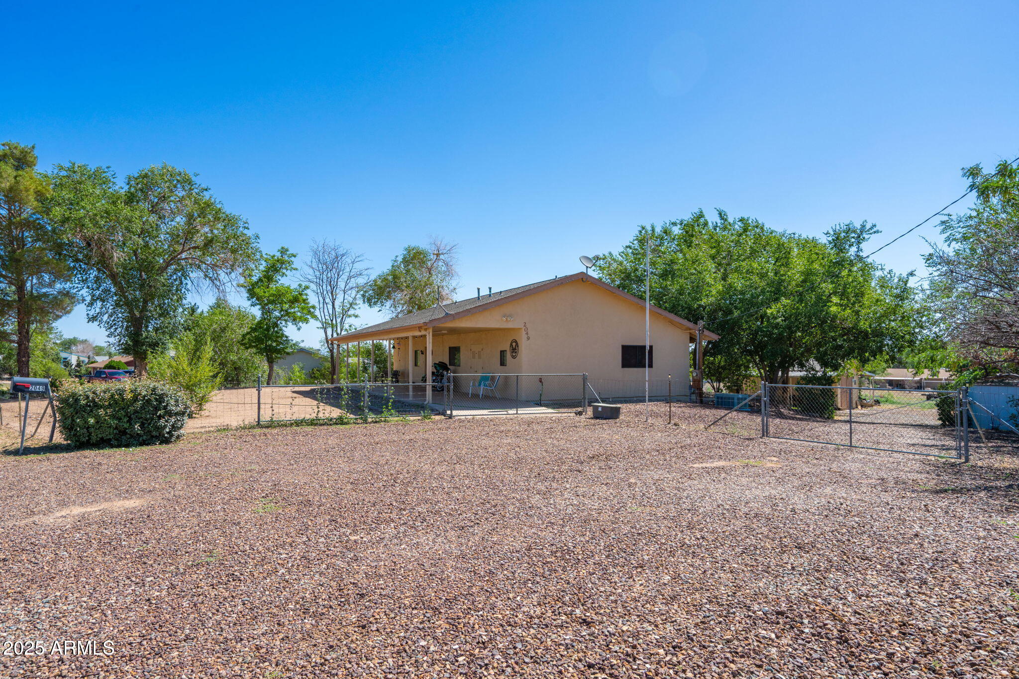2049 N MARICOPA Street