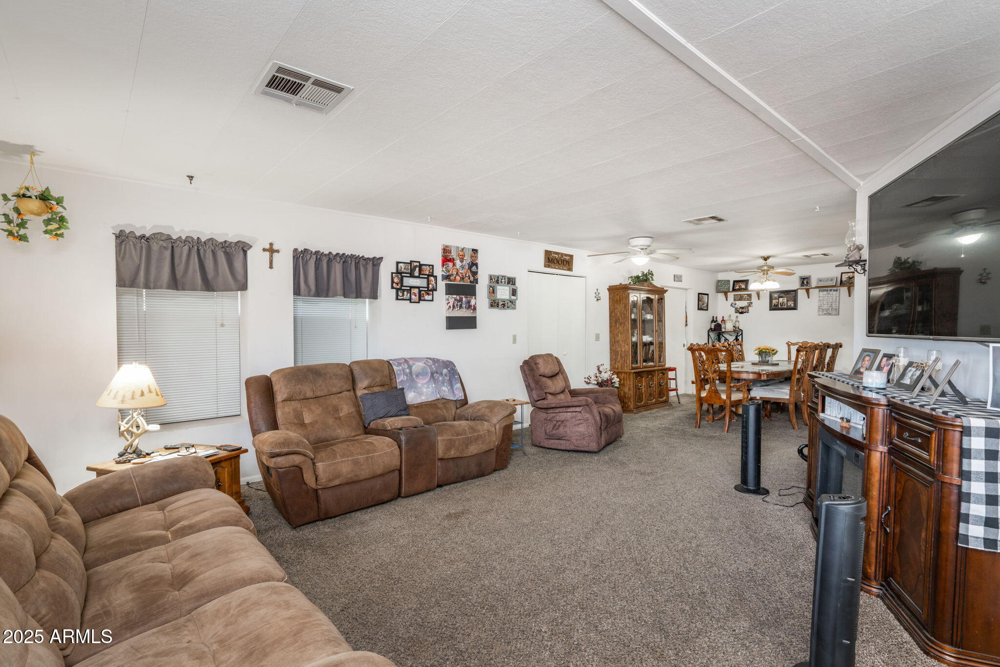 2049 N MARICOPA Street