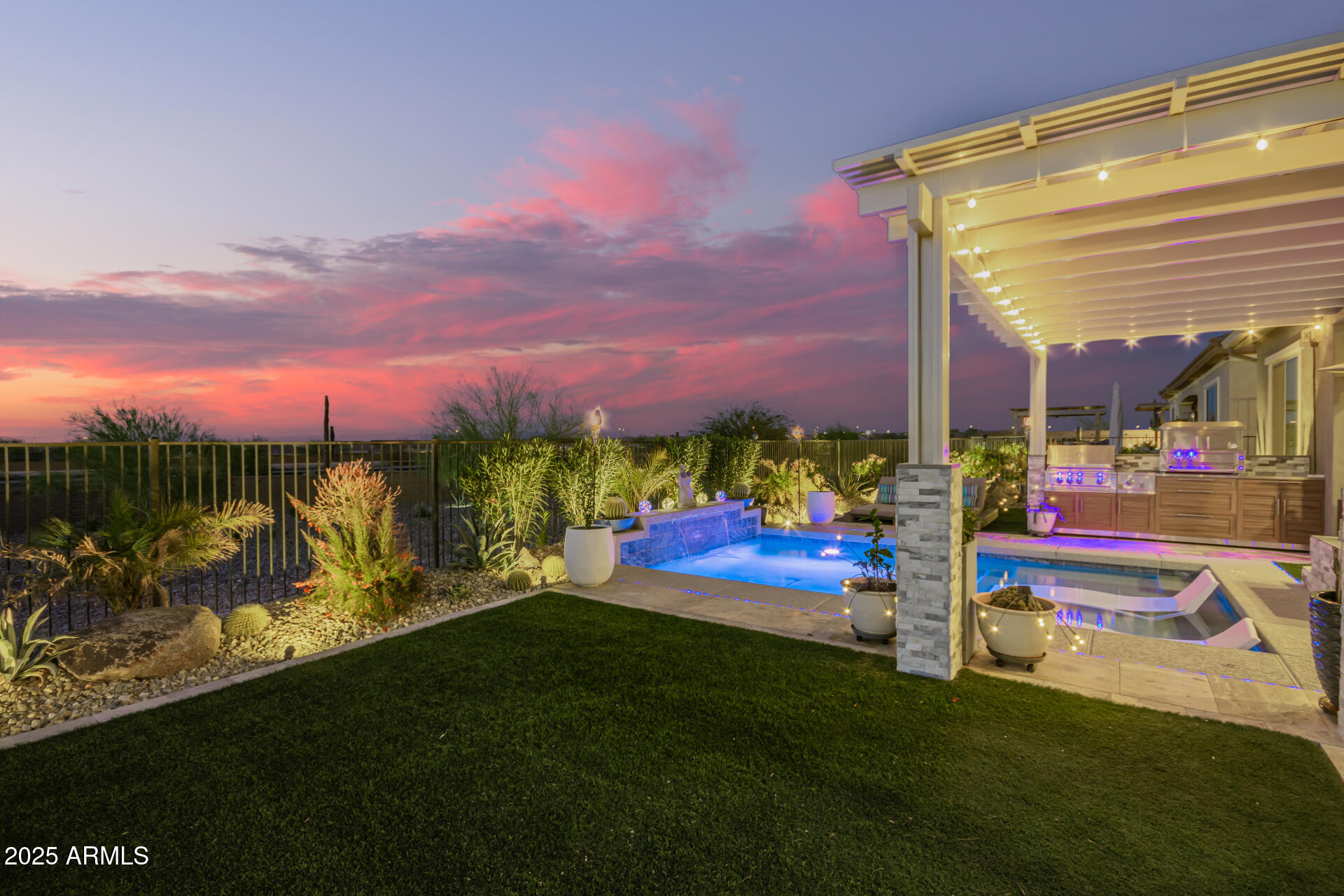26716 W PONDEROSA Lane