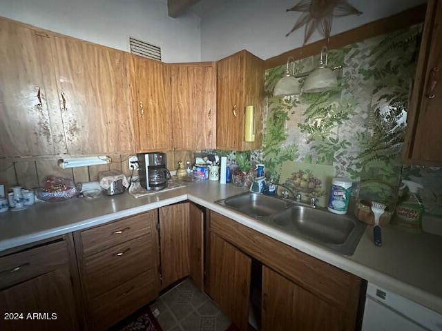 GARDEN CANYON - Residential