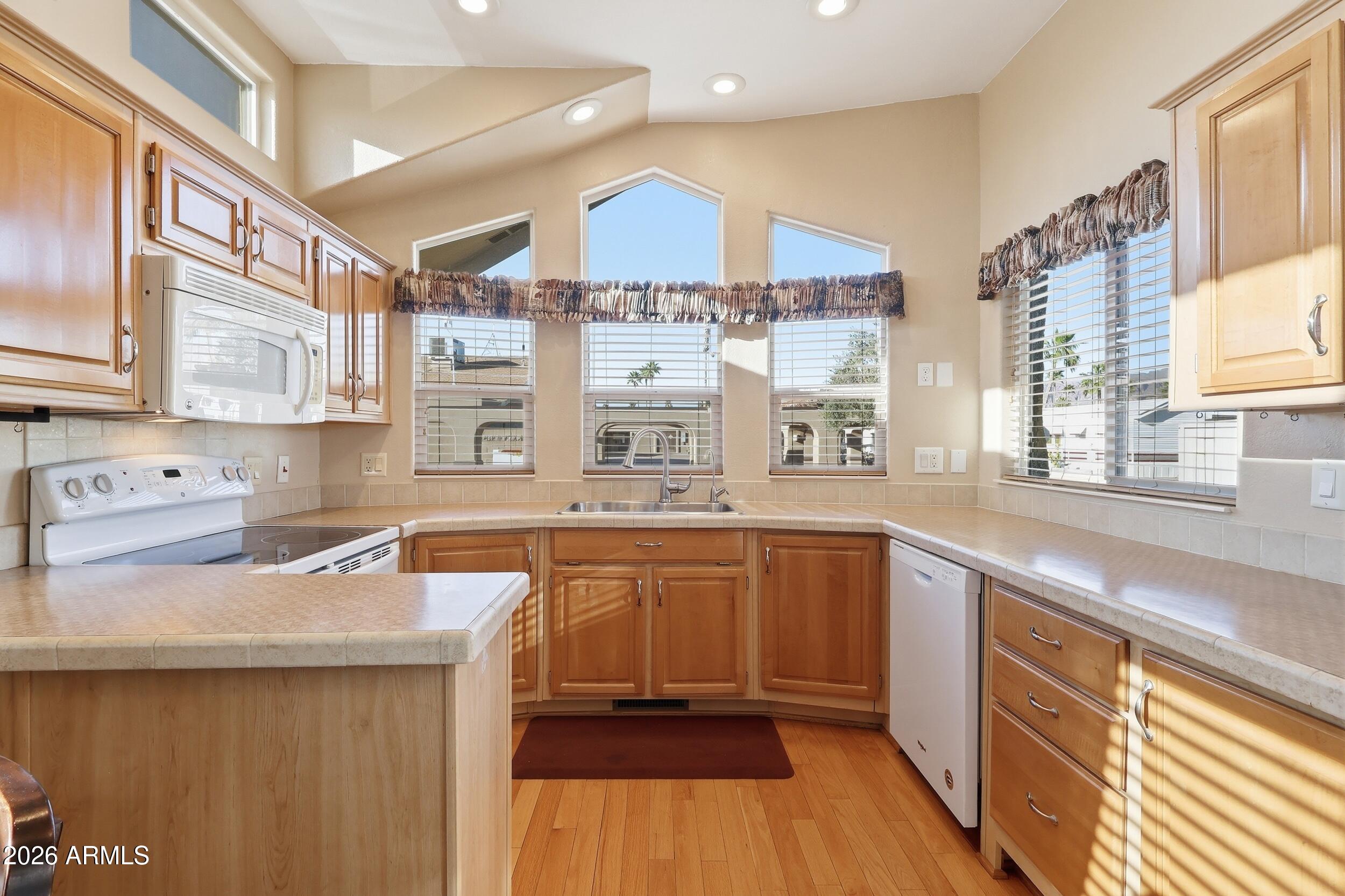 GOLDEN VISTA RV RESORT - Residential