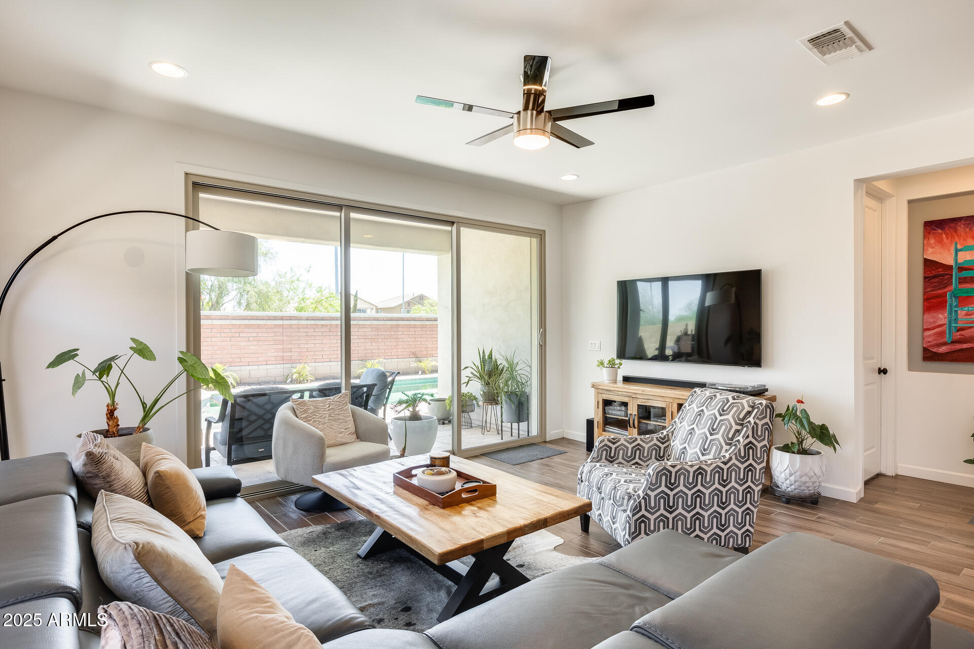 Homes 1 14393 W WETHERSFIELD Road