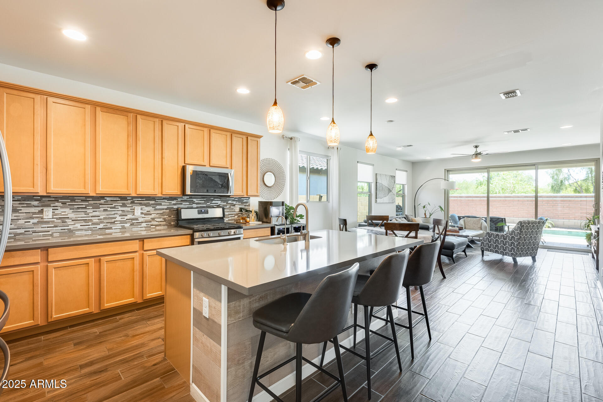 Homes 2 14393 W WETHERSFIELD Road