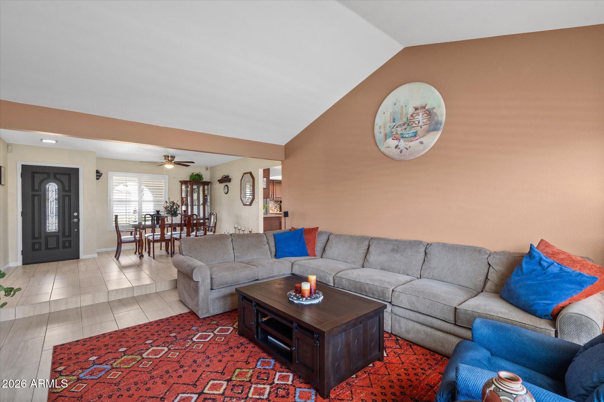 4933 W ONYX Avenue