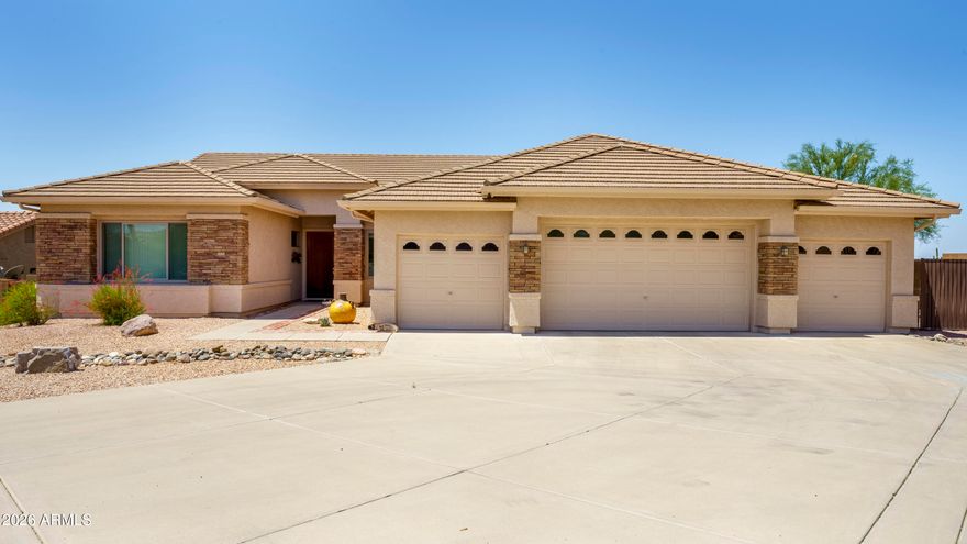 Unique, rare 4 car garage, with RV gate for another vehicle! Exciting negative edge pool
with Incredible 180 degree Mountain & City Light views.  Irresistible 2.5 bath home PLUS Den !  All  NEWER WINDOWS.! Open great plan! You will love. sharing gourmet gas cooking in Big kitchen using high end stainless appliances. Granite counters on breakfast bar with backsplash. Quality 36Inch cabinets some with glass inserts. Love life  from your exquisite Deep Infinity Pool.   Expanded patio area with flagstone & water feature. Some furniture available. HURRY! WOW factor present! Sellers want it sold. They have closed on their new home in a 55 plus community.