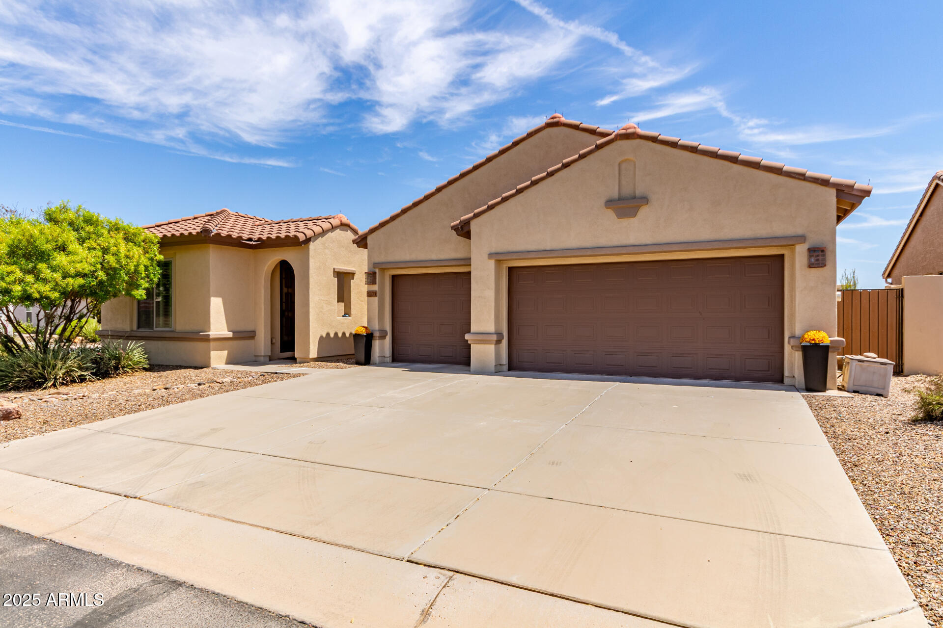 5171 N BLYTHE Court