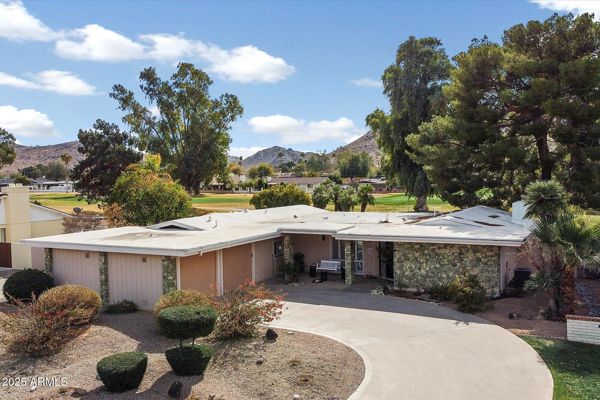 339 W SOUTHERN HILLS Road