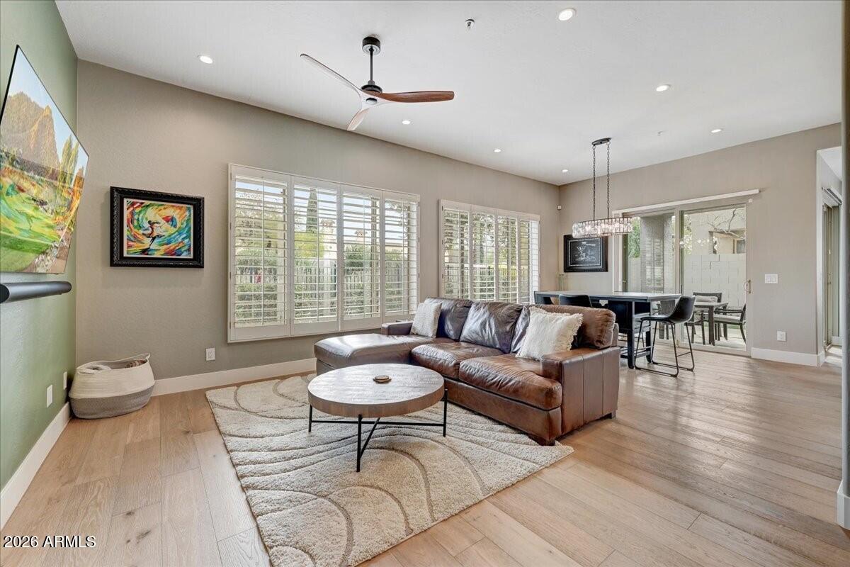 8180 E SHEA Boulevard 1025