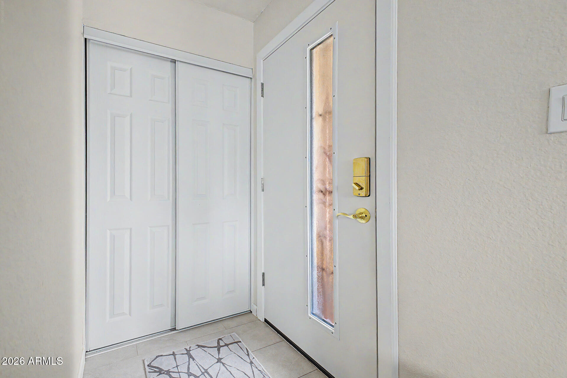 7350 N VIA PASEO DEL SUR -- R101