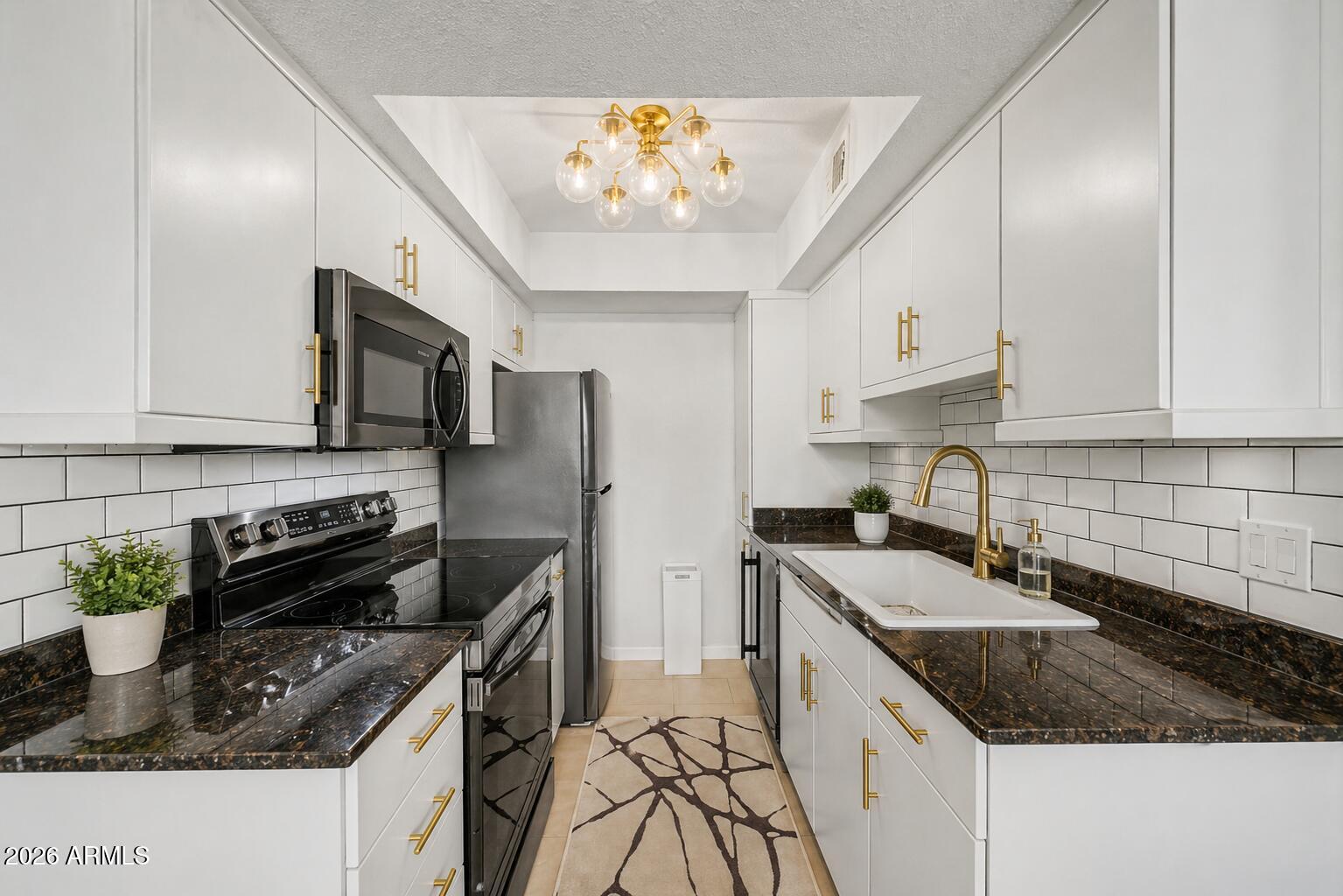 MCCORMICK PLACE SOUTH CONDOMINIUM - Residential
