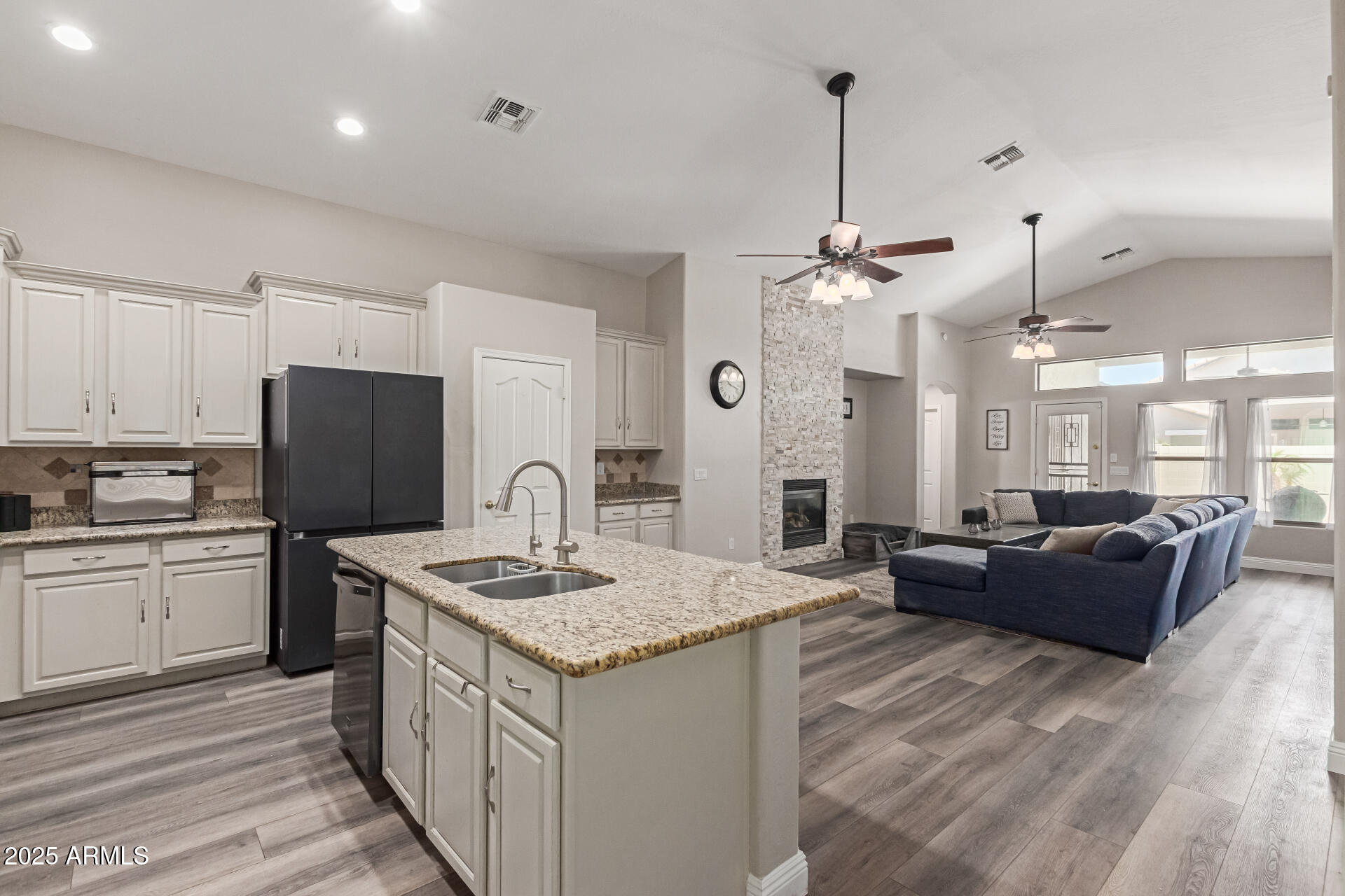 3580 E KESLER Lane