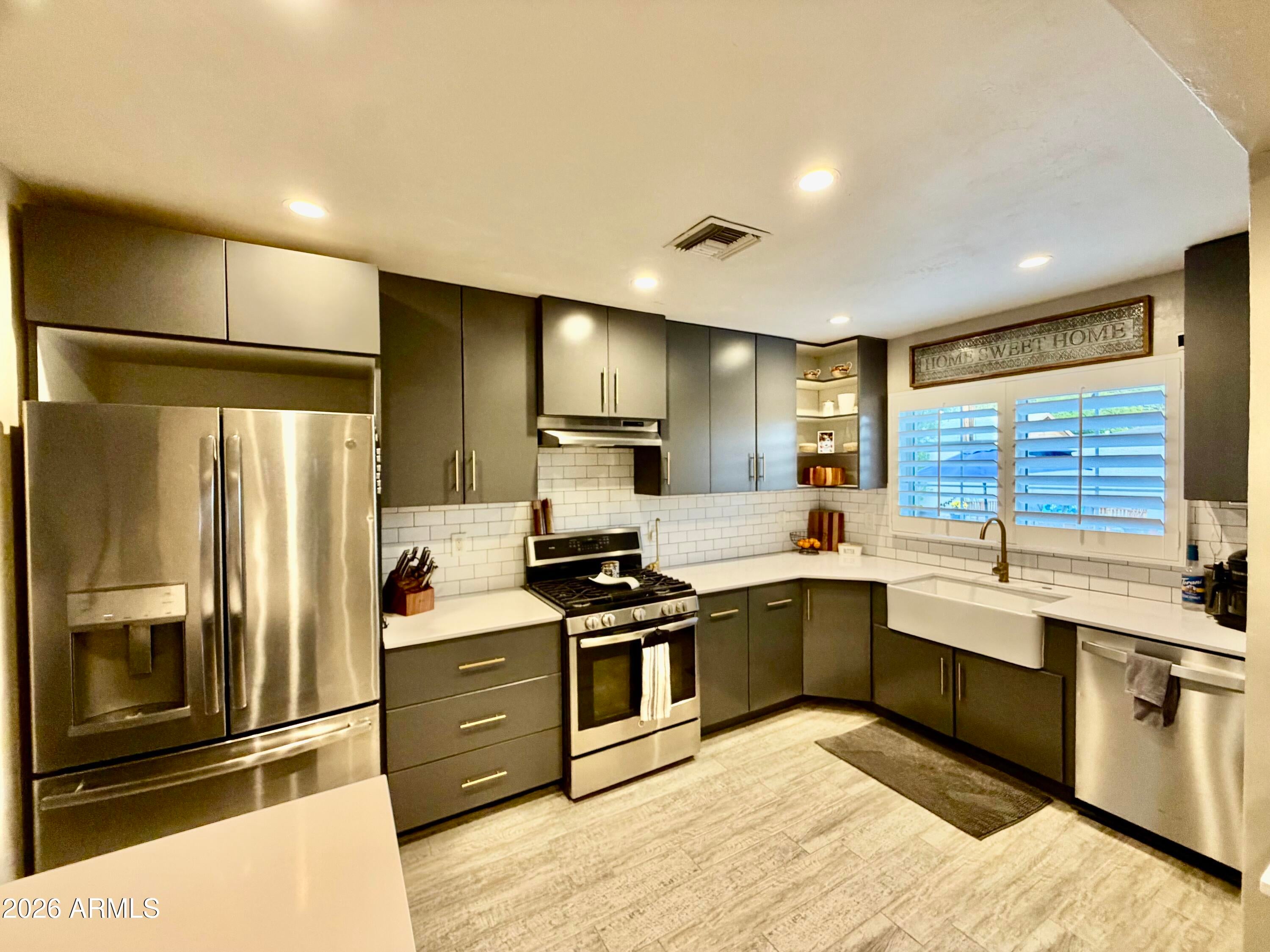 7025 N 10TH Place