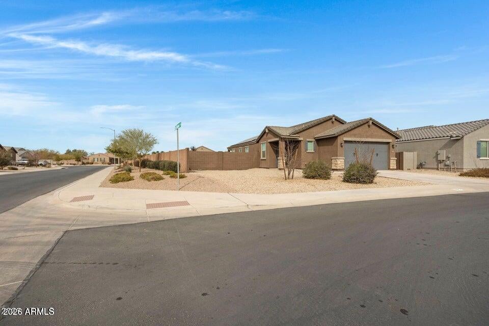 2570 E CORAZON Trail