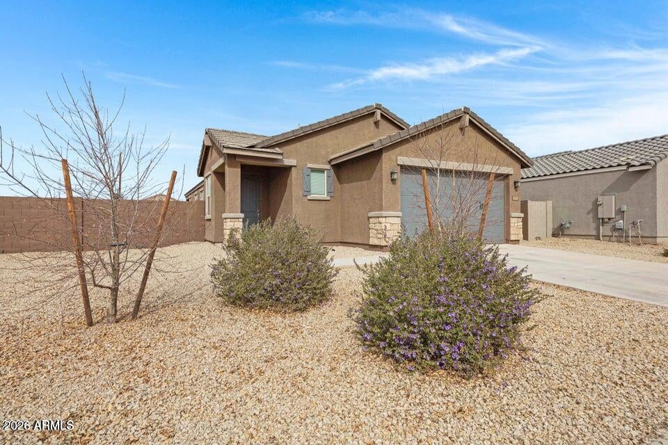2570 E CORAZON Trail
