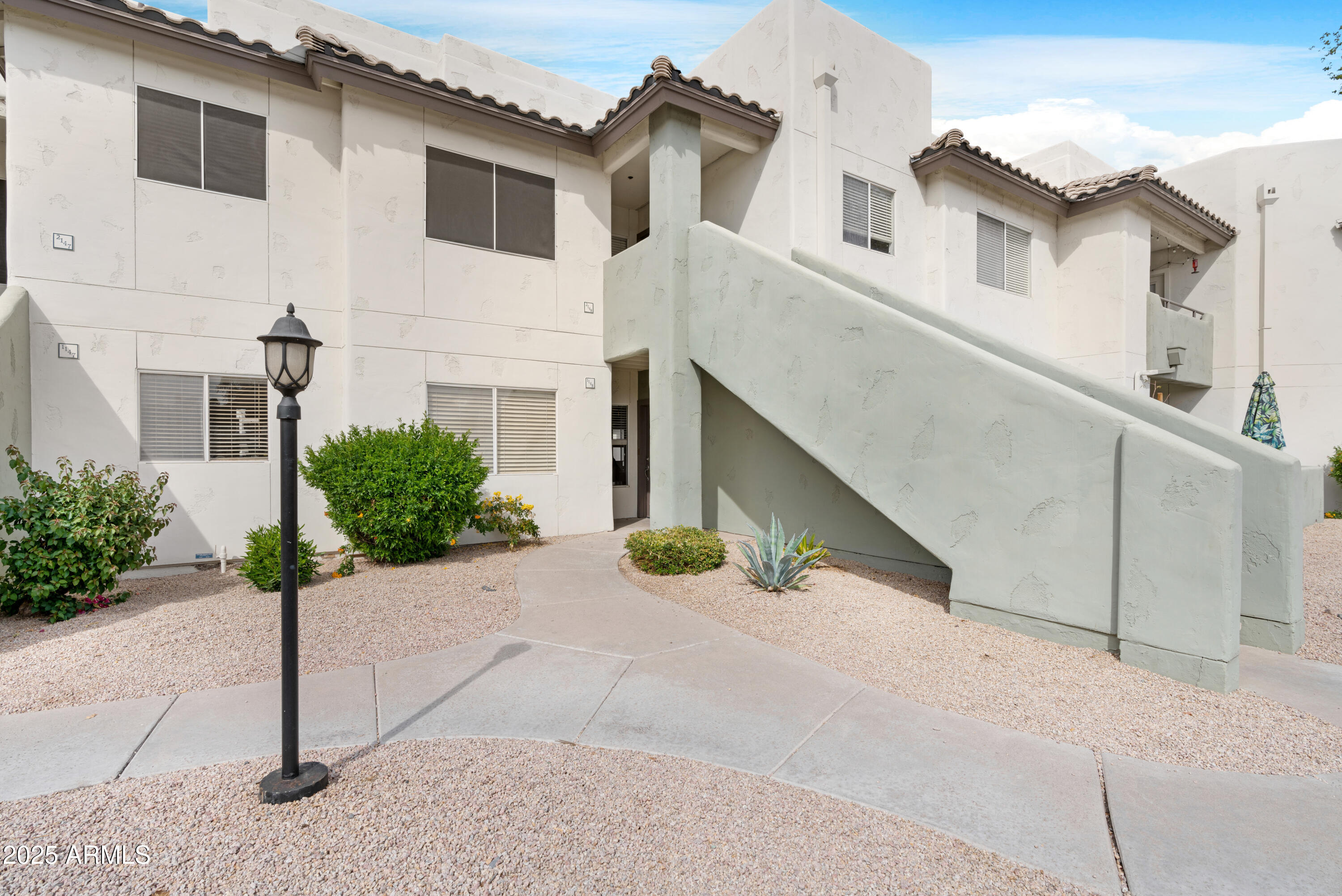 1825 W RAY Road 1148