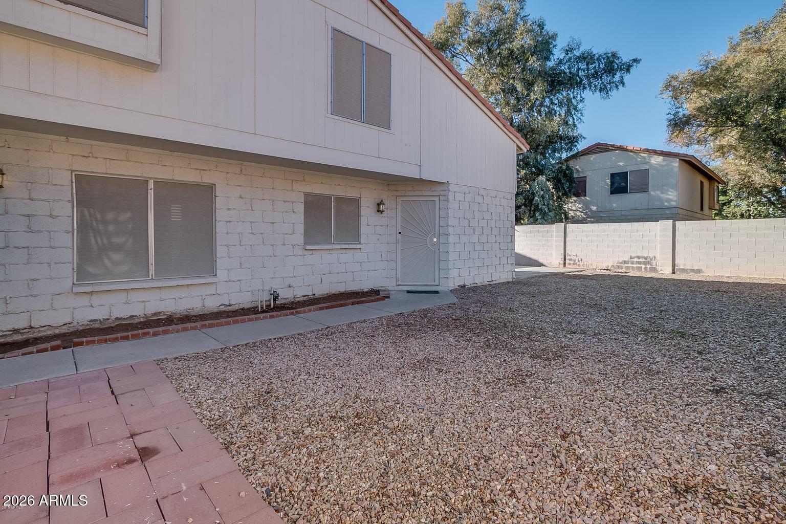 1972 N LEXINGTON Drive
