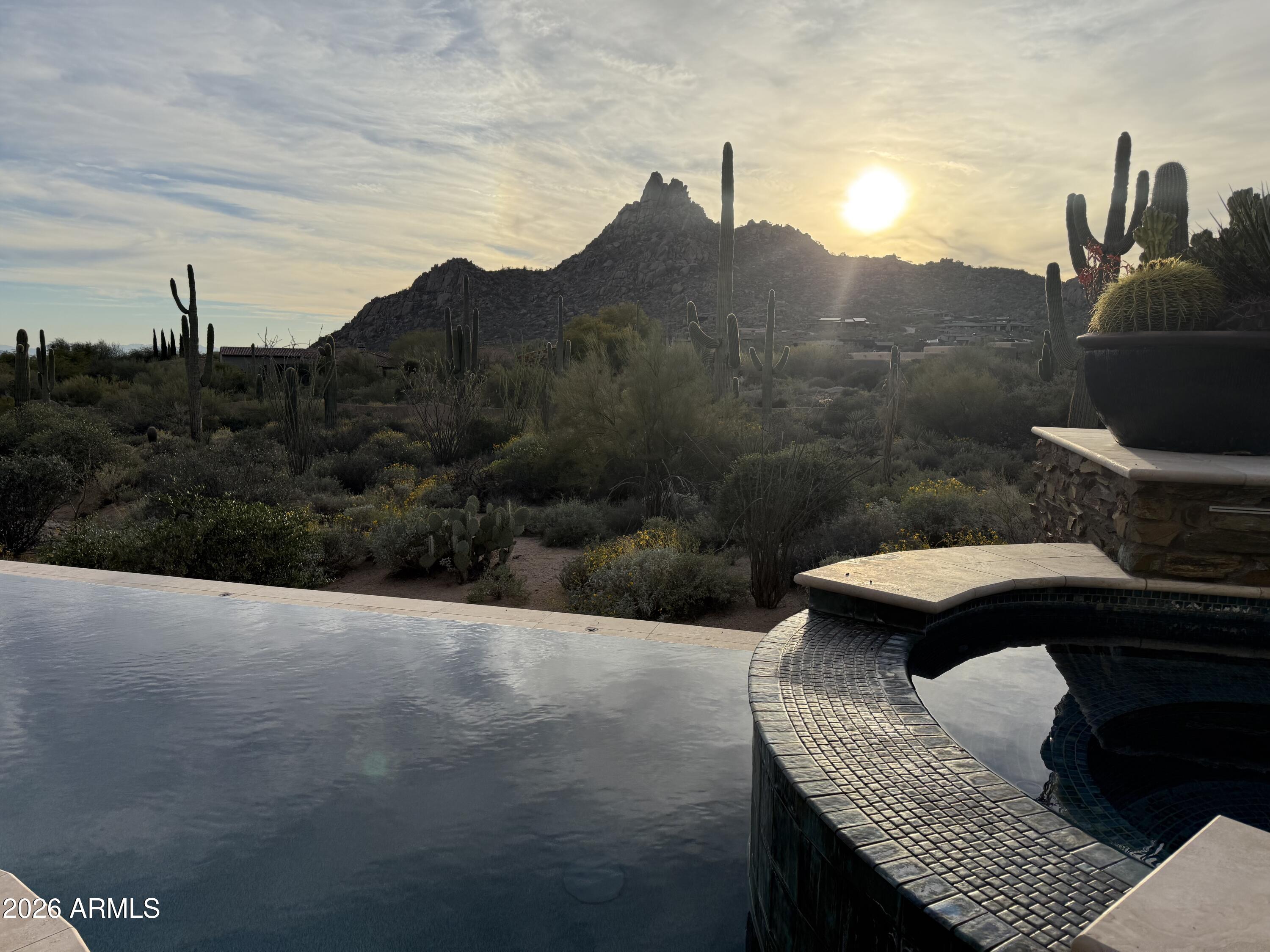 10585 E CRESCENT MOON Drive 32