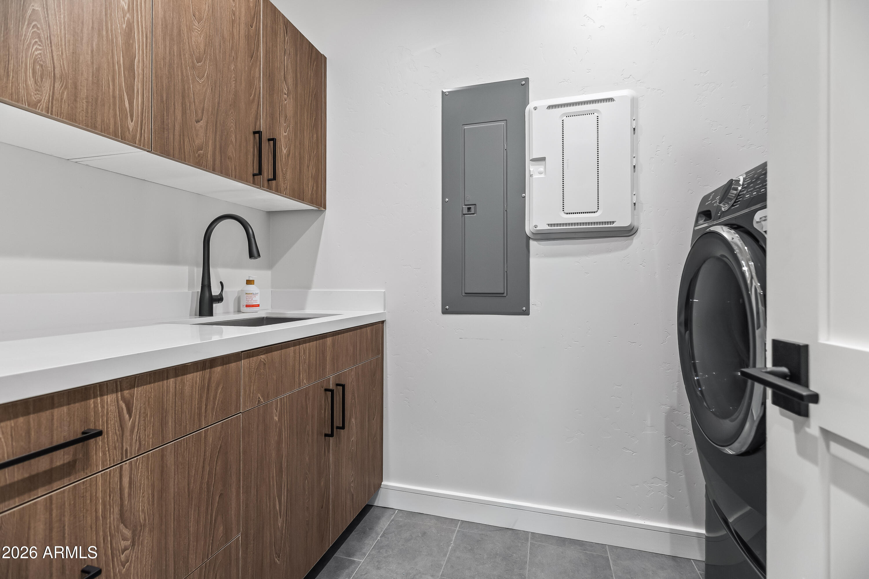 MOUNTAIN VISTA CONDOMINIUMS AT PINE CANYON - Residential