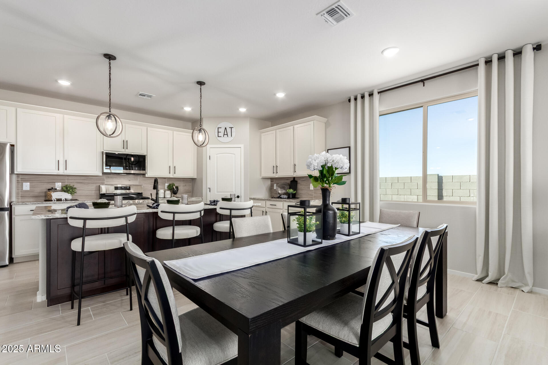 24312 W DUANE Lane