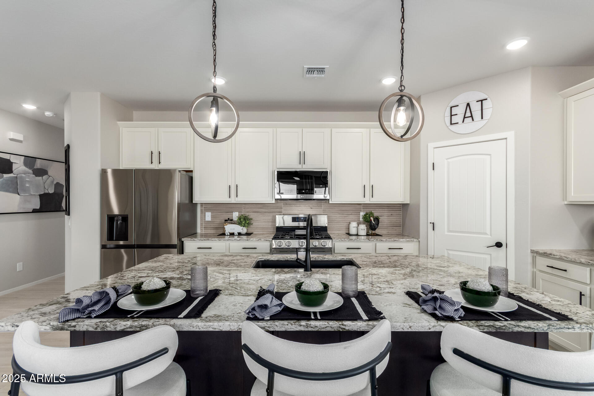 24312 W DUANE Lane