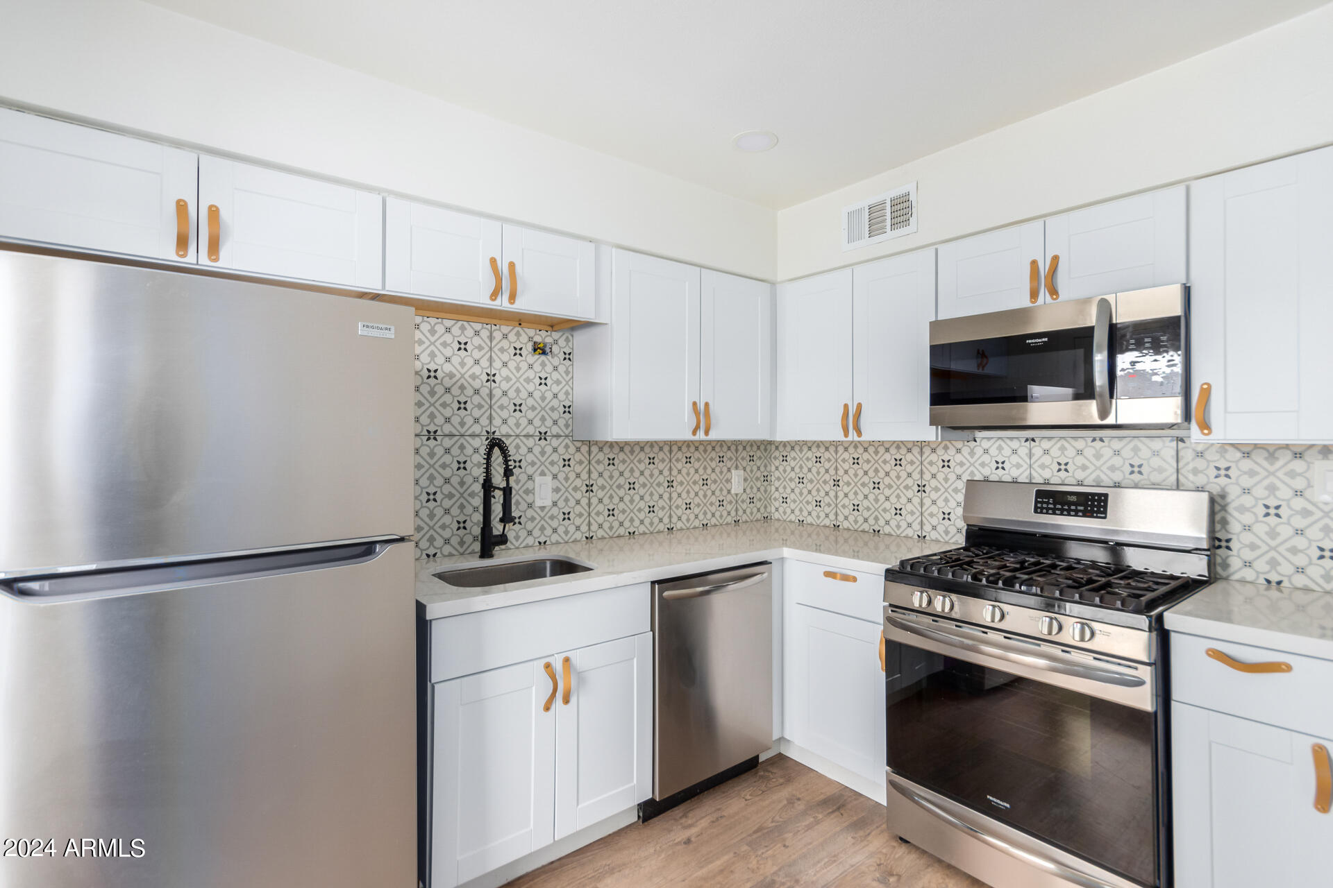 3038 N 38th Street 7