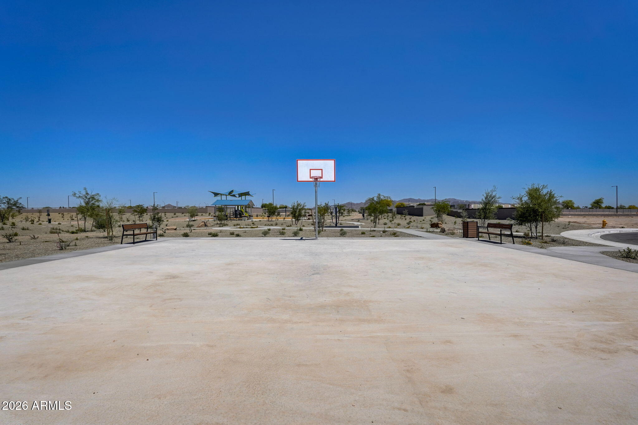24204 W HUNTINGTON Drive