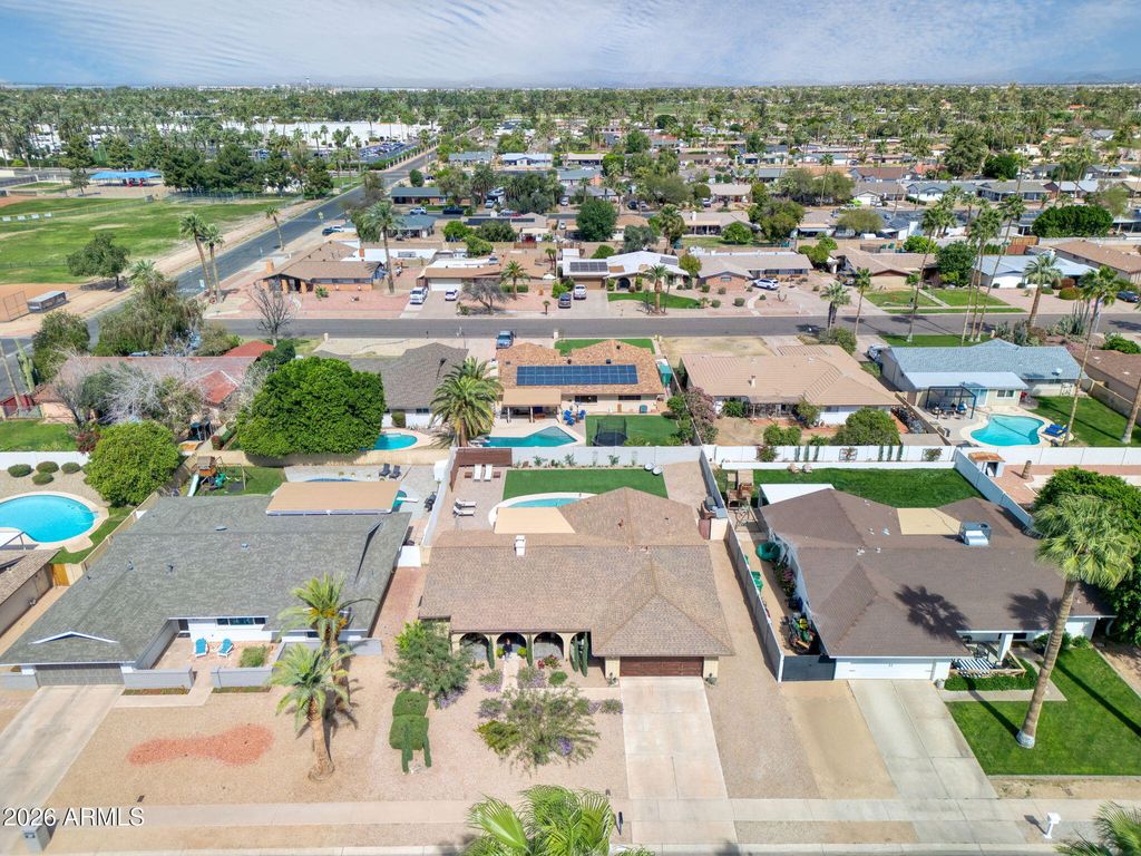 Photo of 420 E Cascada Road, Litchfield Park, AZ 85340 (MLS # 6995544)