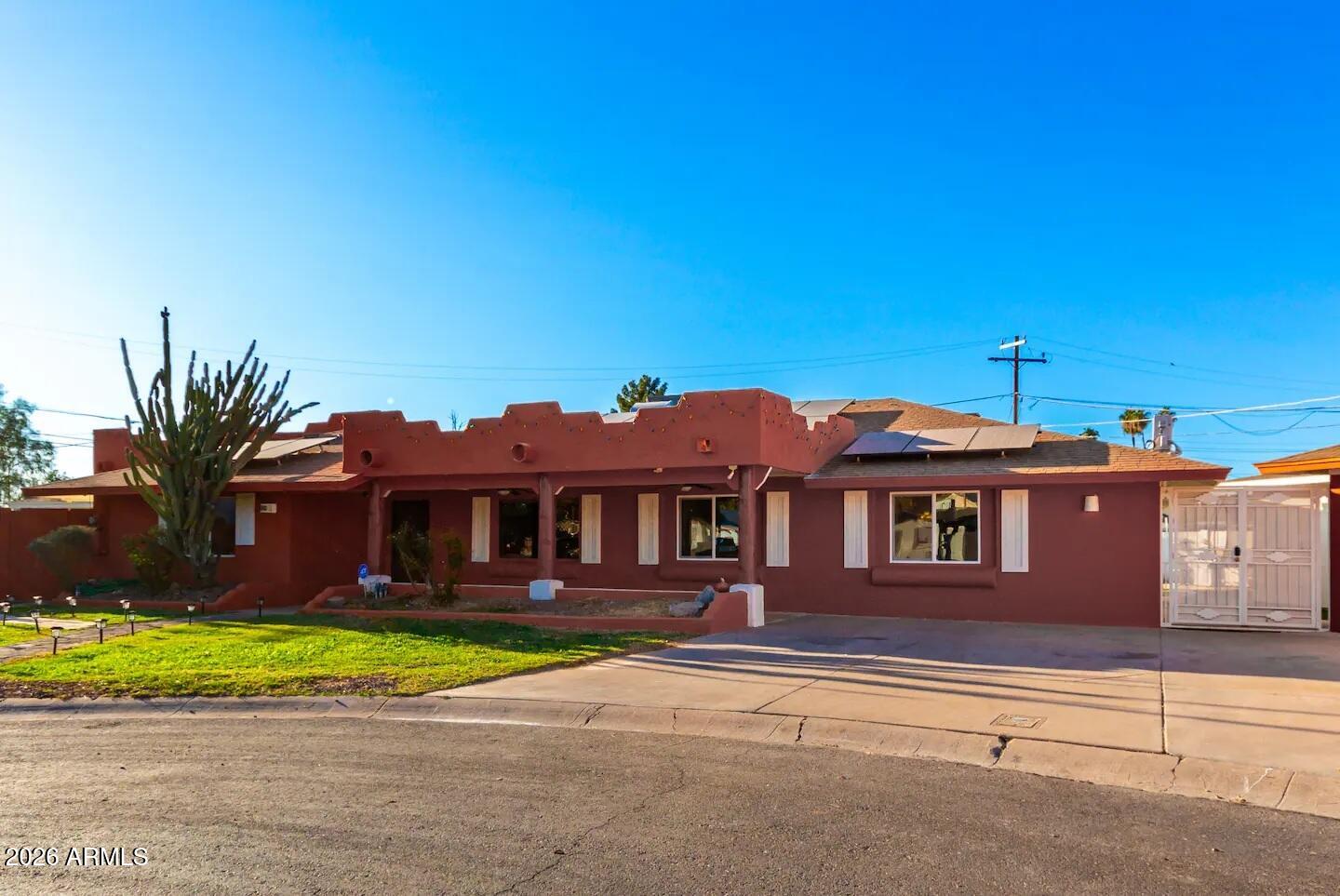 490 N VINE Street