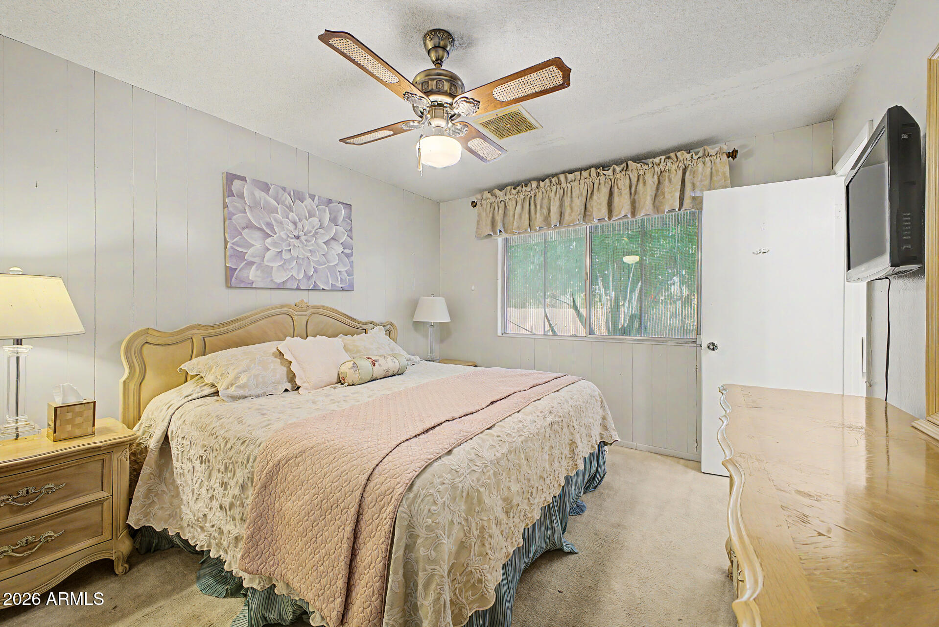 10327 W EL RANCHO Drive