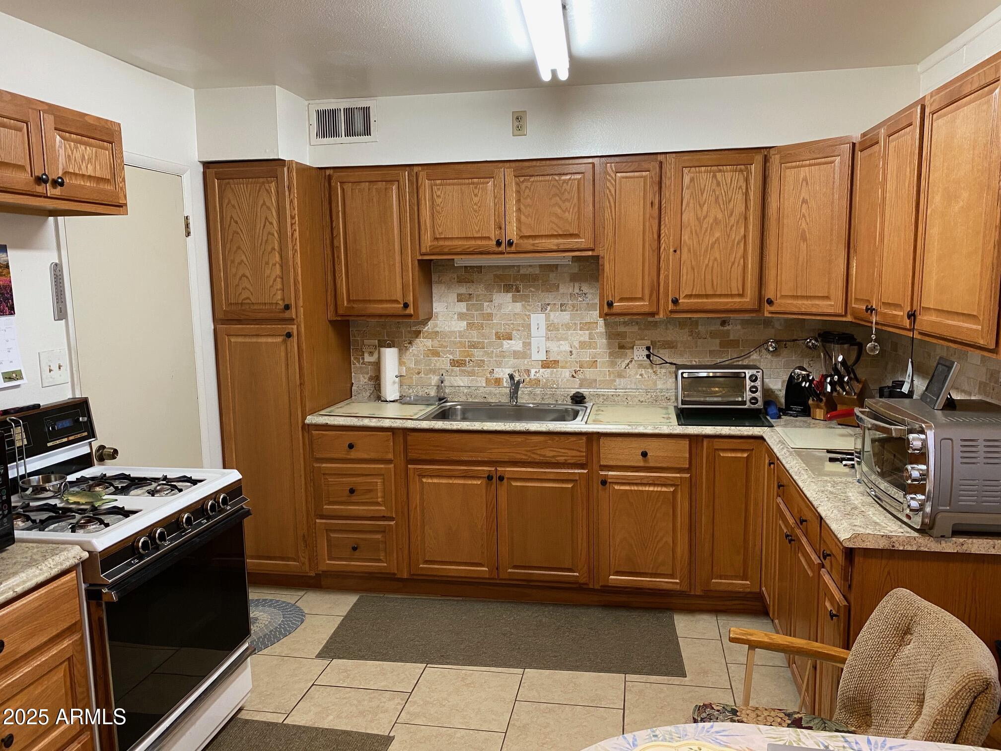 10607 W EL RANCHO Drive