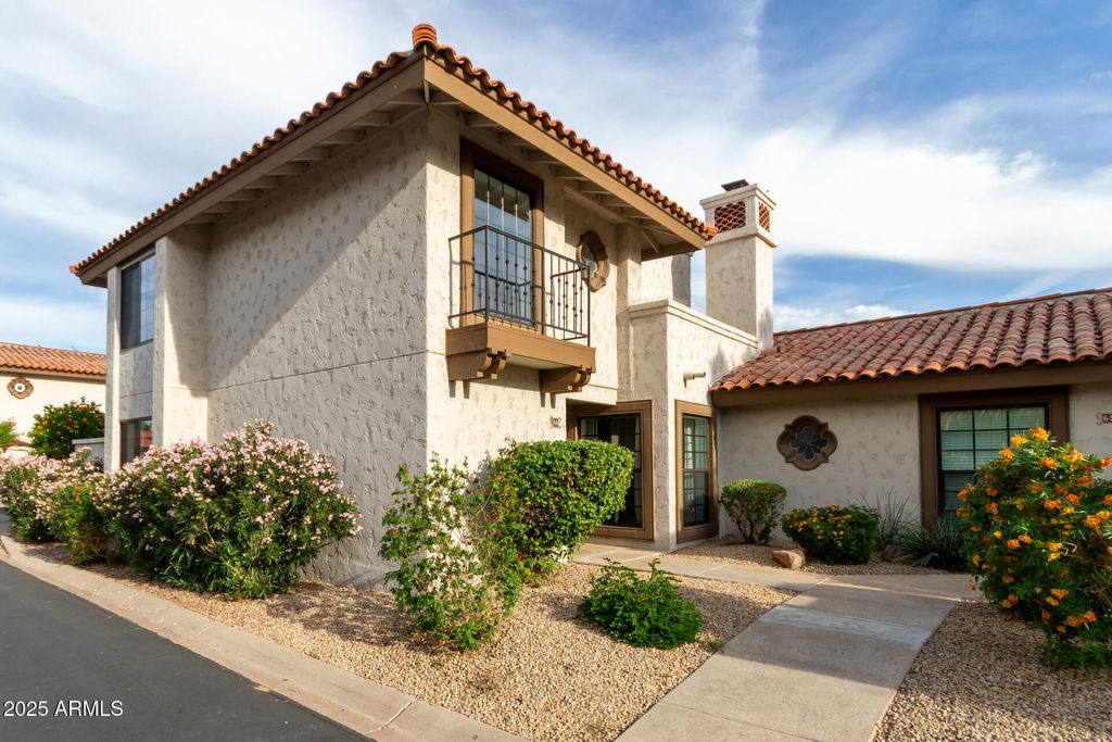 Photo of 6249 N 78th Street #66, Scottsdale, AZ 85250 (MLS # 6946552)