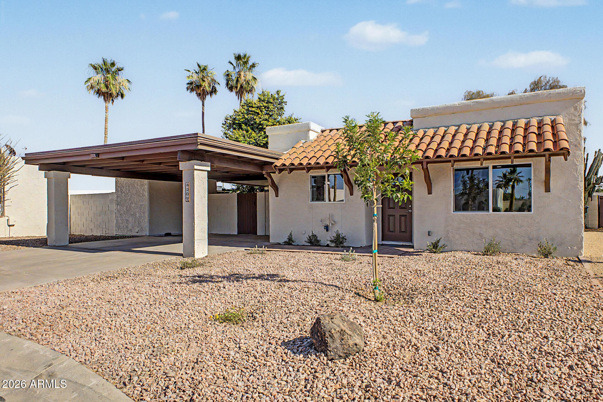 3209 W BECKER Lane