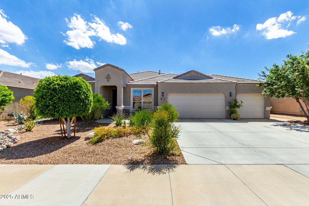 Photo of 13837 W Remuda Drive, Peoria, AZ 85383 (MLS # 6919118)