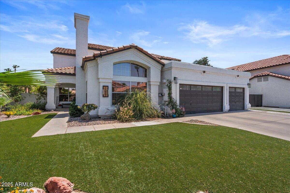 1233 E AZURE SEA Lane