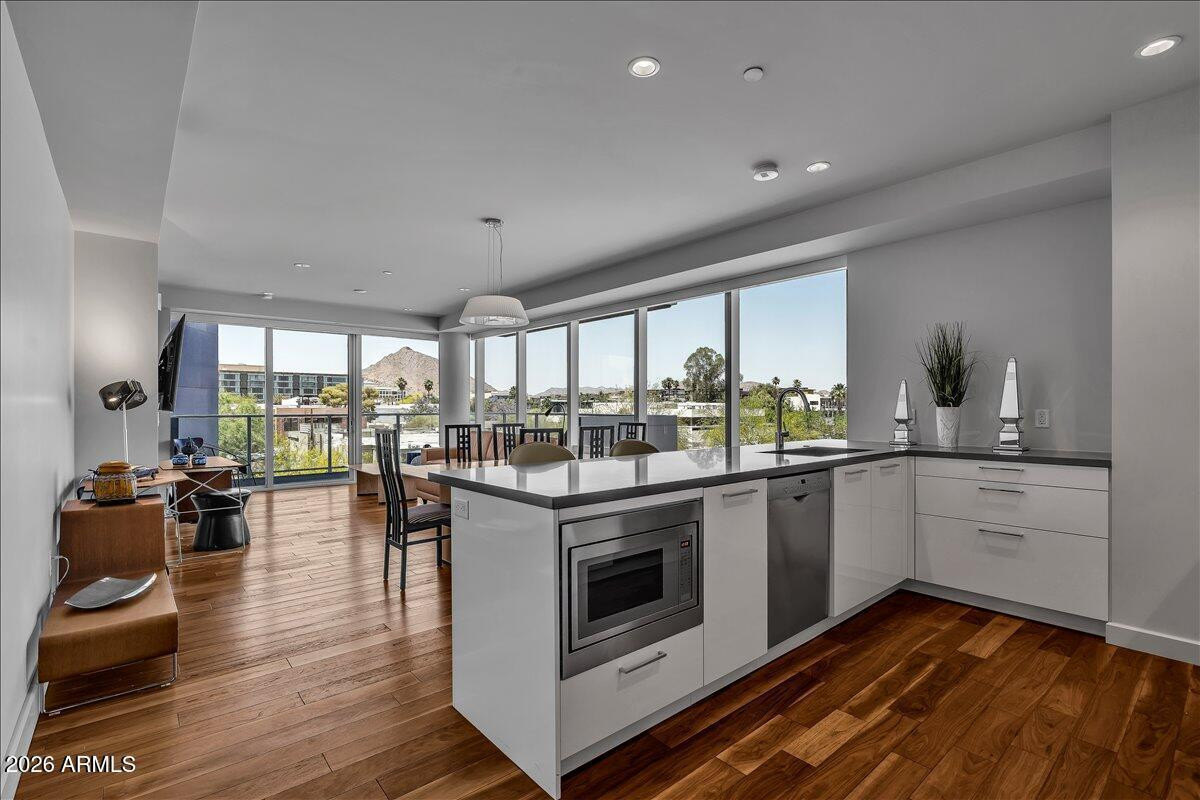 4422 N 75th Street Unit 3001