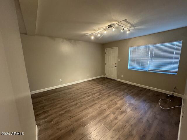 310 W Earll Drive Unit 109
