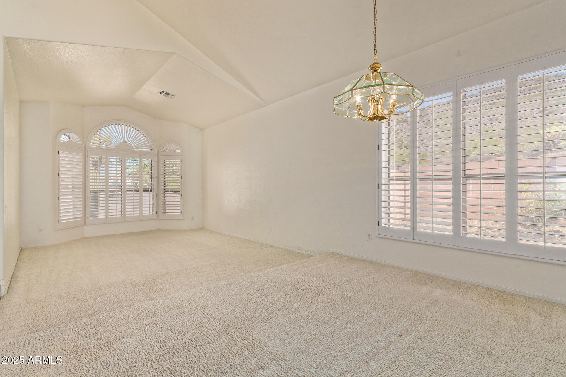 1741 E ROSS Avenue E