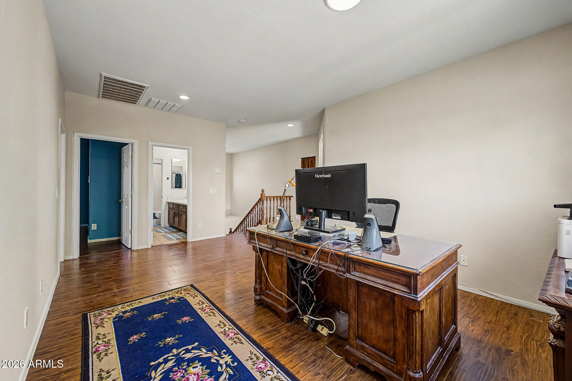 DOBBINS POINT - Residential
