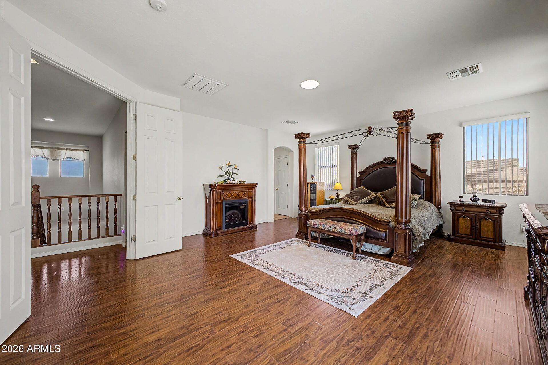 DOBBINS POINT - Residential