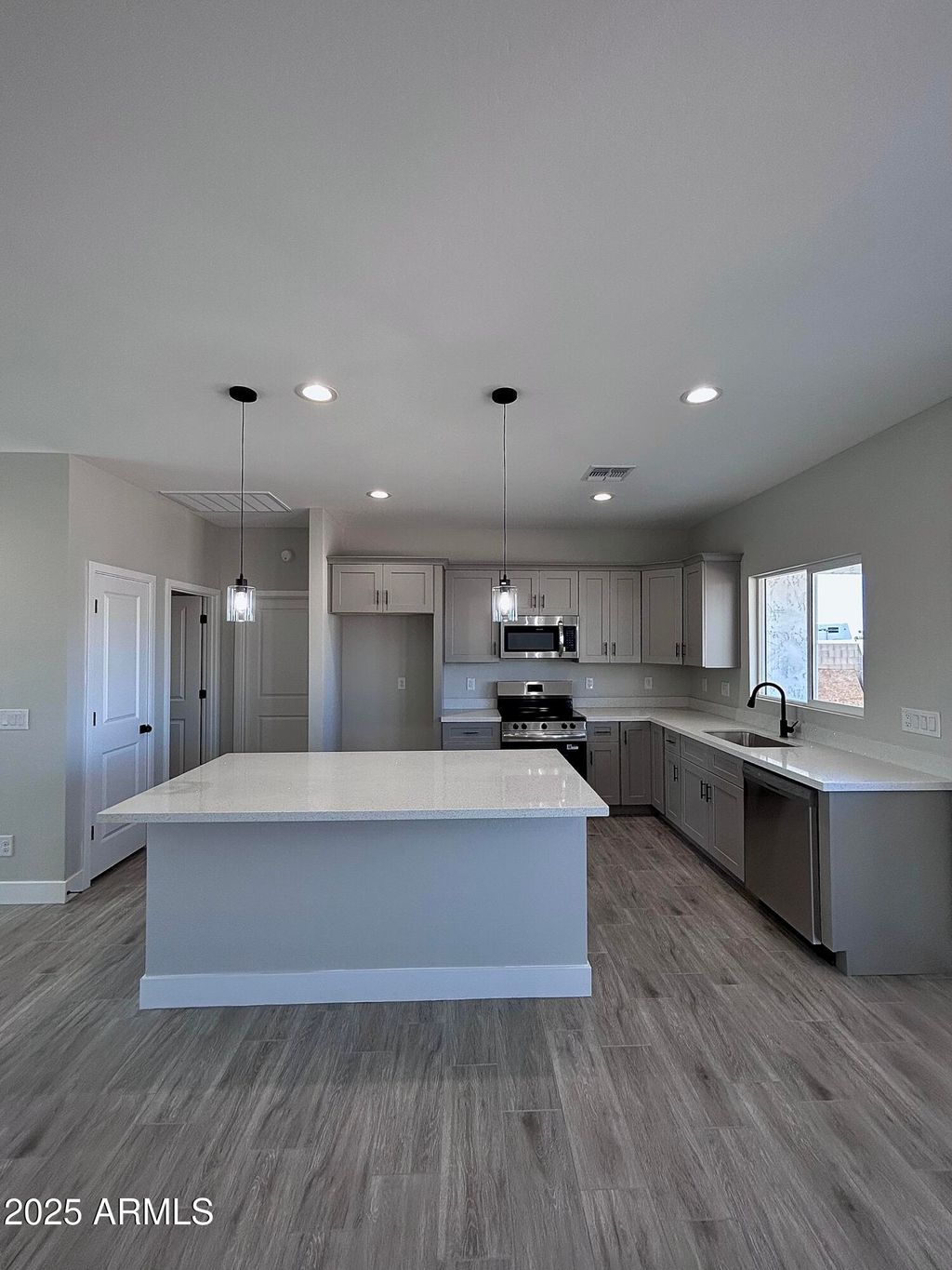 Photo of 13575 S Silent Road, Arizona City, AZ 85123 (MLS # 6876739)