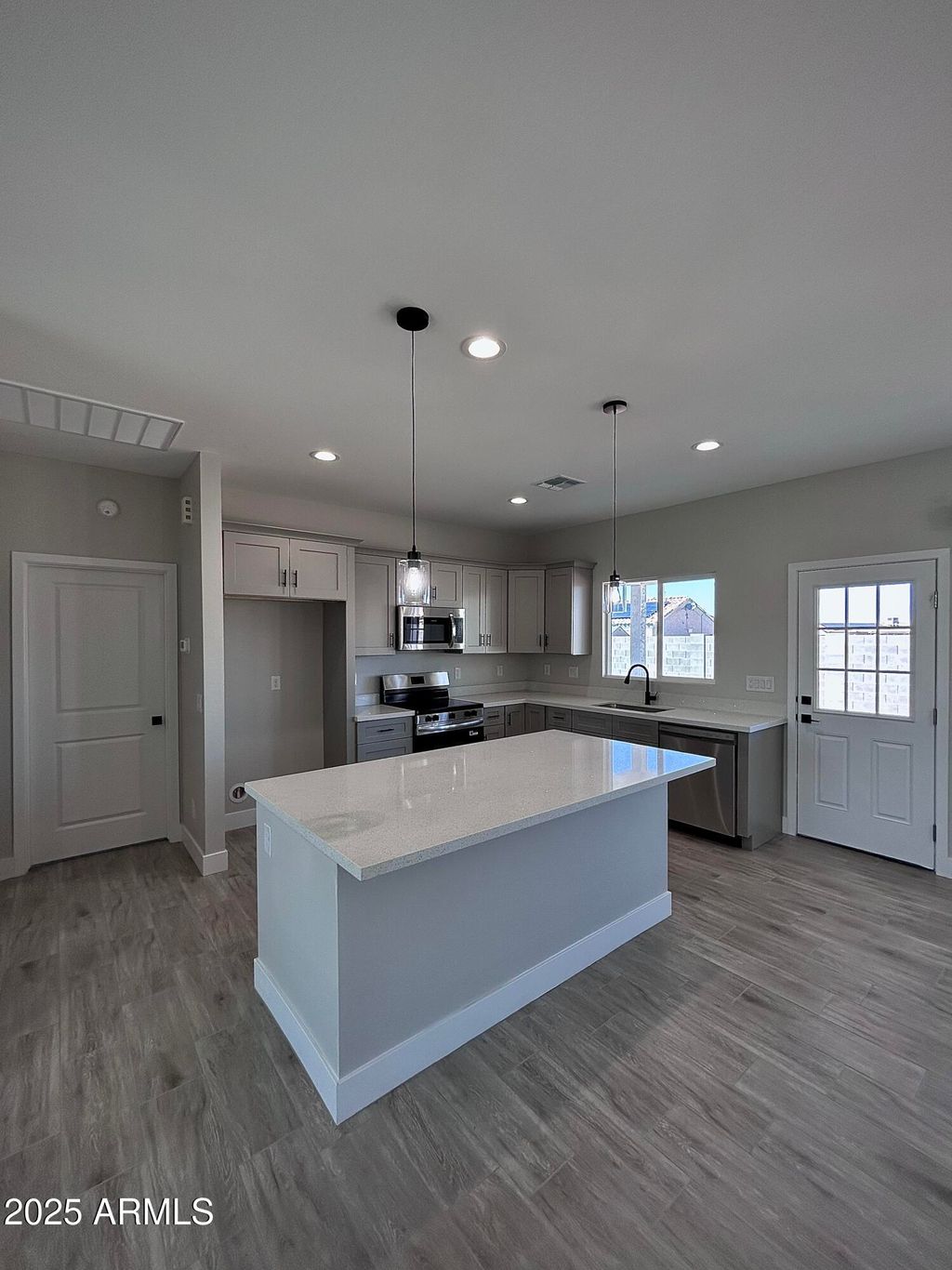 Photo of 13575 S Silent Road, Arizona City, AZ 85123 (MLS # 6876739)