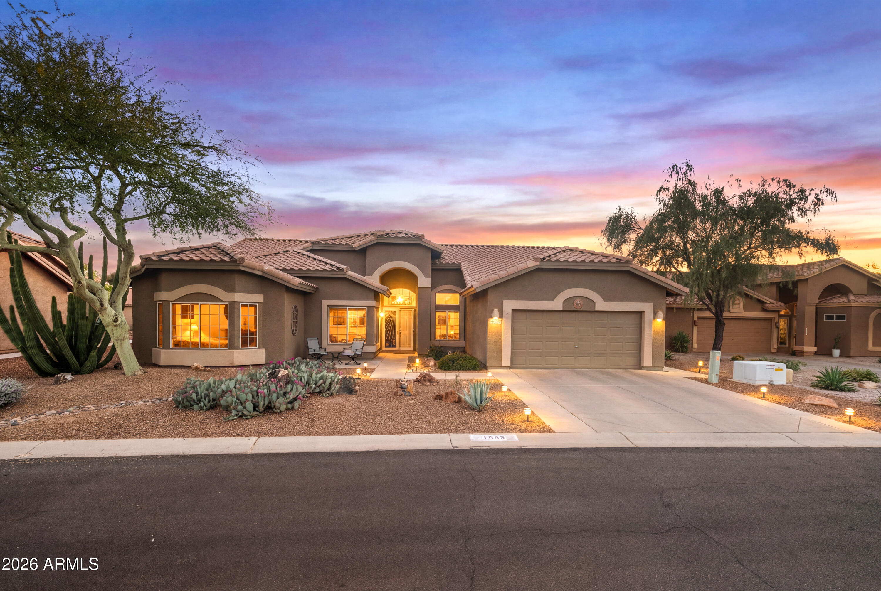 7643 E MENODORA Circle