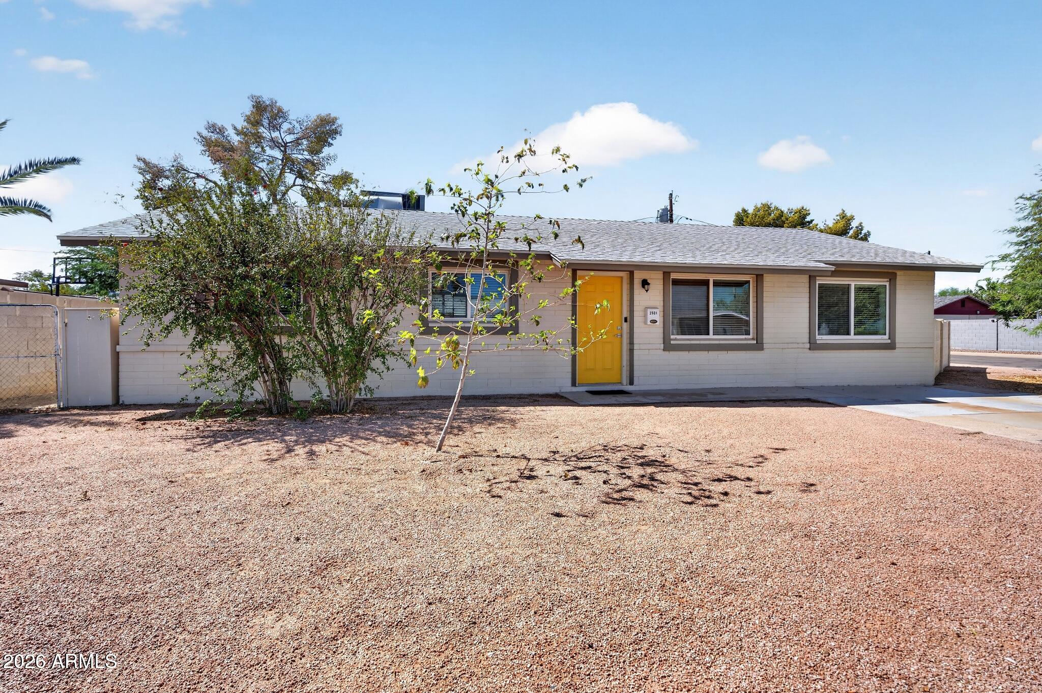 2501 E KAREN Drive
