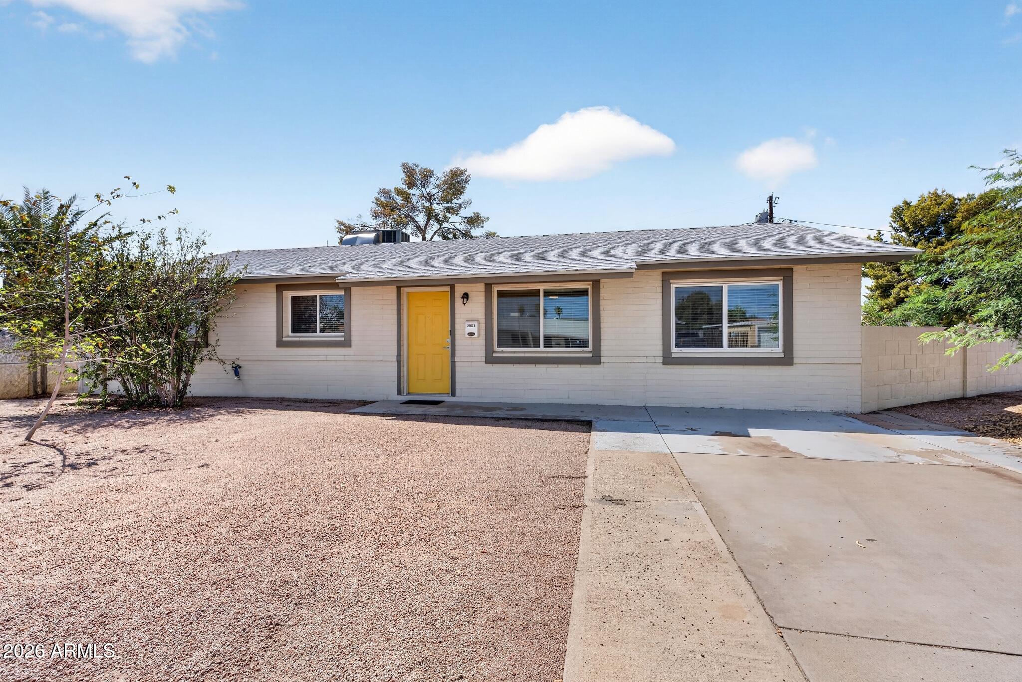 2501 E KAREN Drive